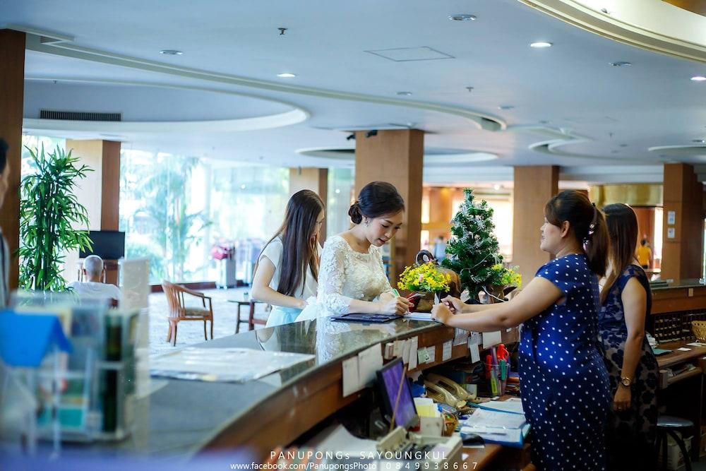 Wattana Park Hotel Trang Eksteriør billede